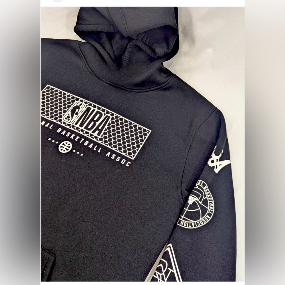 NBA black graphic fleece hoodie, size Medium